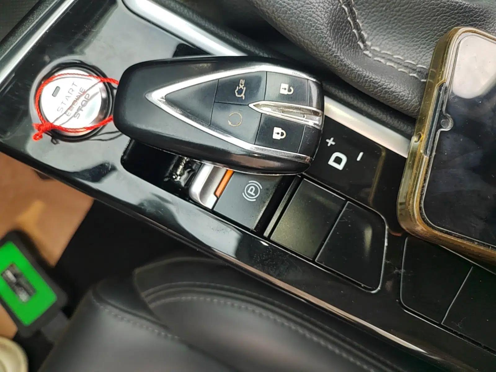 CHANGAN Eado 2020 PLUS 1.6L GDI Automatic Luxury Model — миниатюра 12