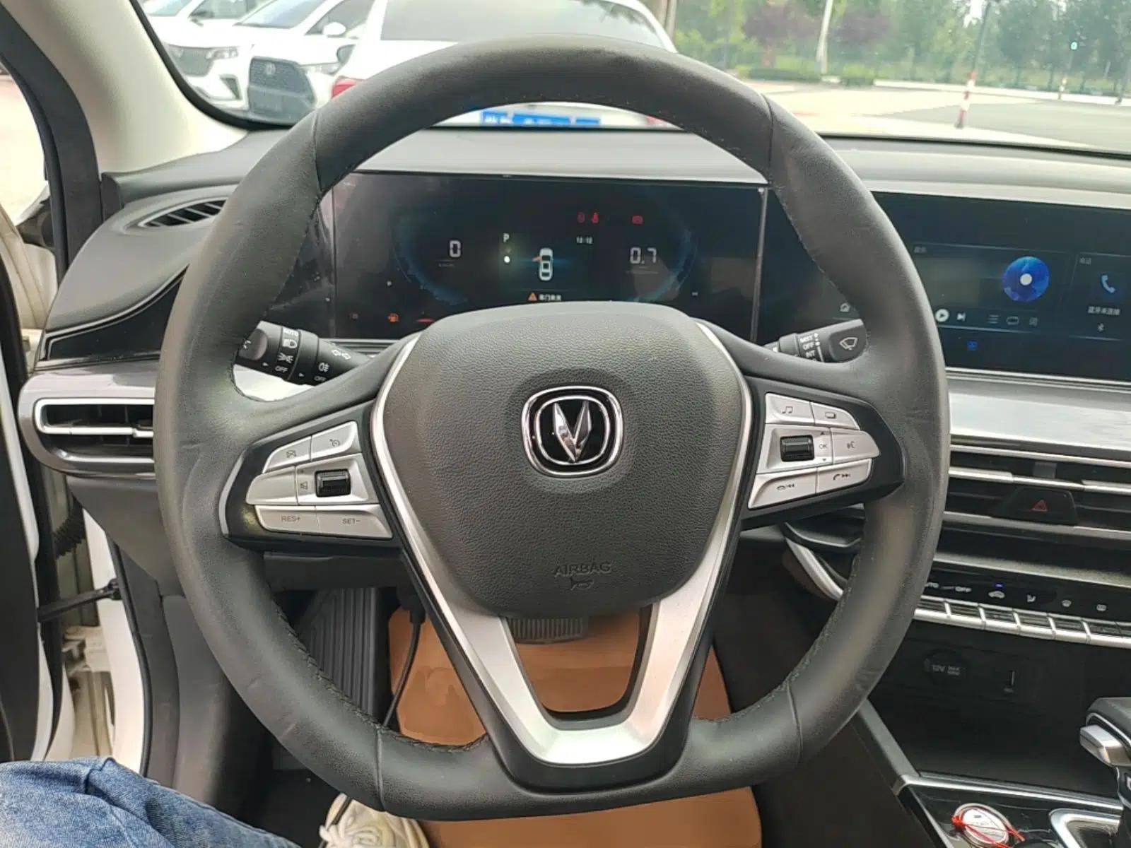 CHANGAN Eado 2020 PLUS 1.6L GDI Automatic Luxury Model — миниатюра 14
