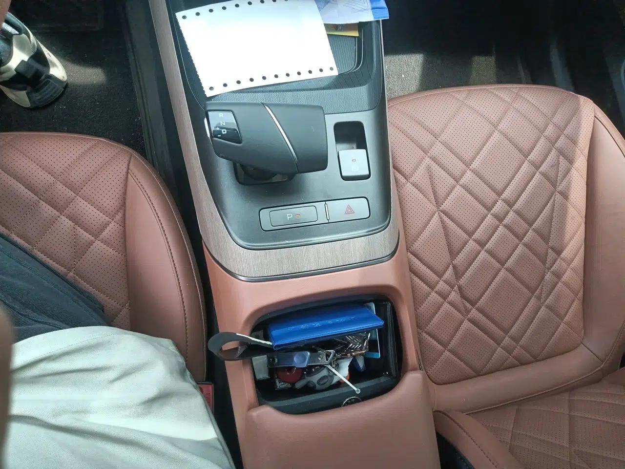 CHANGAN Eado 2025 Blue Whale 1.5T 500Bar Flagship Model — миниатюра 15