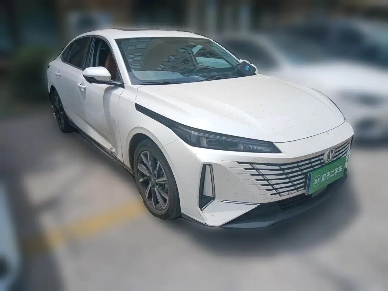 CHANGAN Eado 2025 Blue Whale 1.5T 500Bar Flagship Model — миниатюра 3