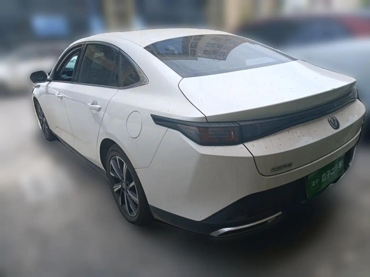 CHANGAN Eado 2025 Blue Whale 1.5T 500Bar Flagship Model — миниатюра 4