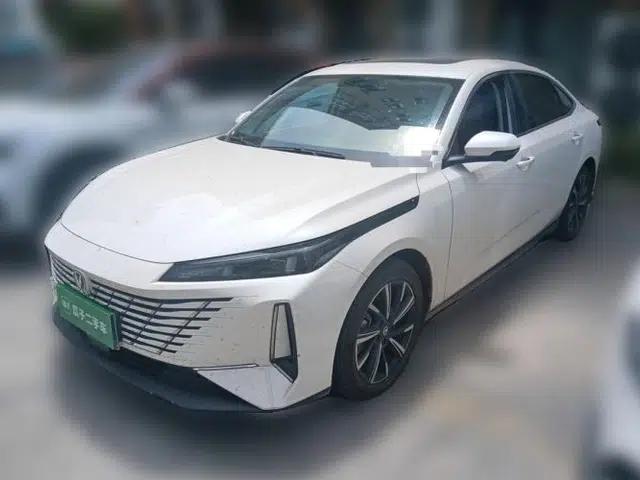 CHANGAN Eado 2025 Blue Whale 1.5T 500Bar Flagship Model