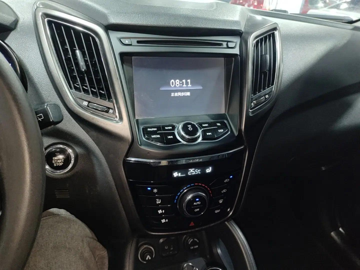 CHANGAN CS75 2014 1.8T Automatic Elite Model China IV Standard — миниатюра 16