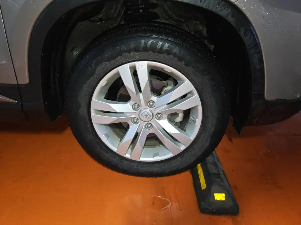 CHANGAN CS75 2016 1.8T Automatic Elite Model China V Standard — миниатюра 8