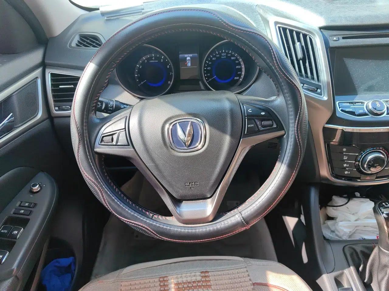 CHANGAN CS75 2016 2.0L Manual Luxury Version China V Standard — миниатюра 11
