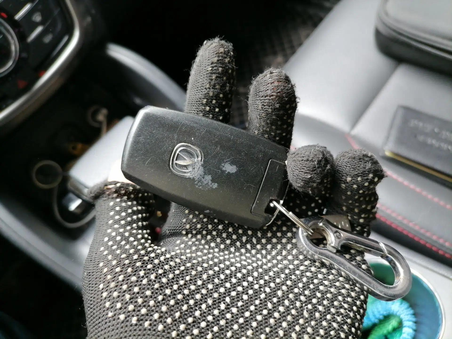 CHANGAN CS75 2016 1.8T Automatic Elite Model China V Standard — миниатюра 9