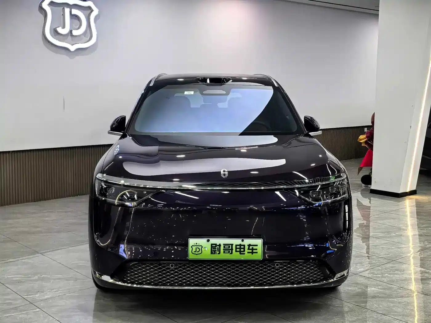 Wenjie M8 2025 Pure Electric Max+ 5-Seat Long Range Version (192-line LiDAR) — миниатюра 3
