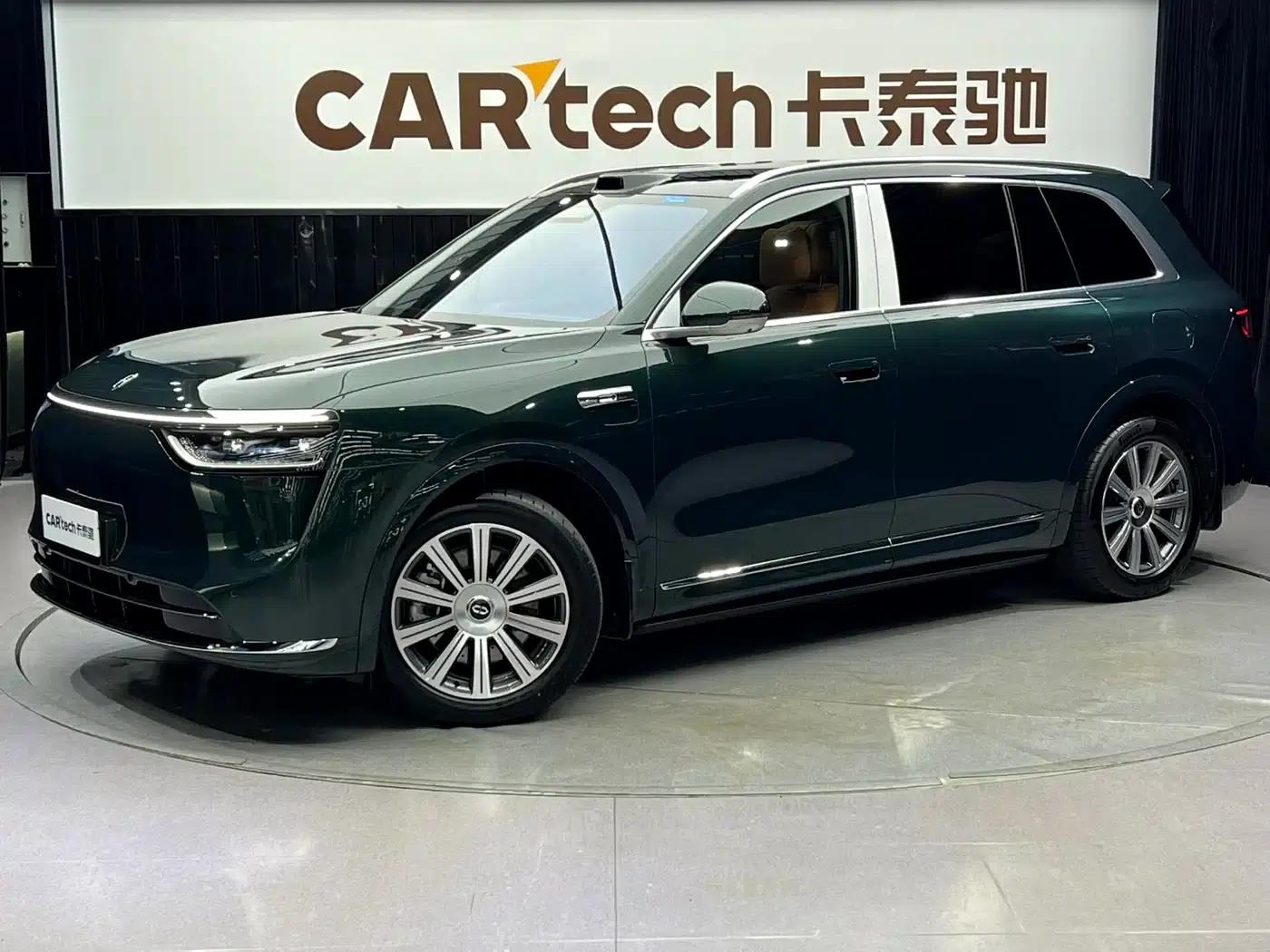 Wenjie M8 2025 Extended Range Max+ Version (53.4kWh, 6-seater, 192-line LiDAR) — миниатюра 1