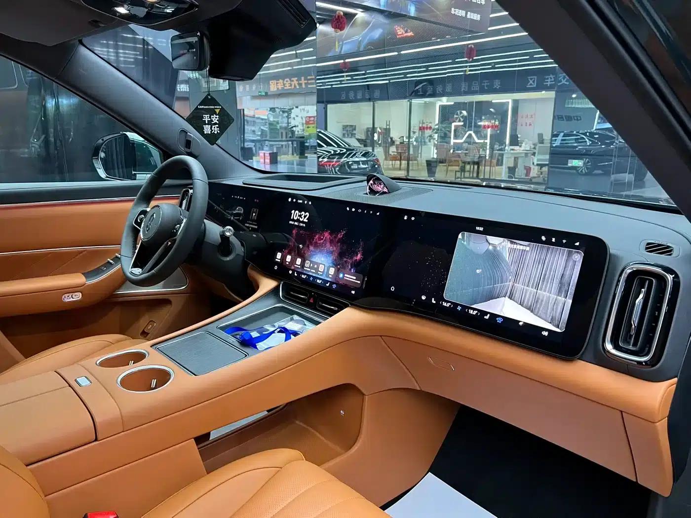 Wenjie M8 2025 Extended Range Max+ Version (53.4kWh, 6-seater, 192-line LiDAR) — миниатюра 8