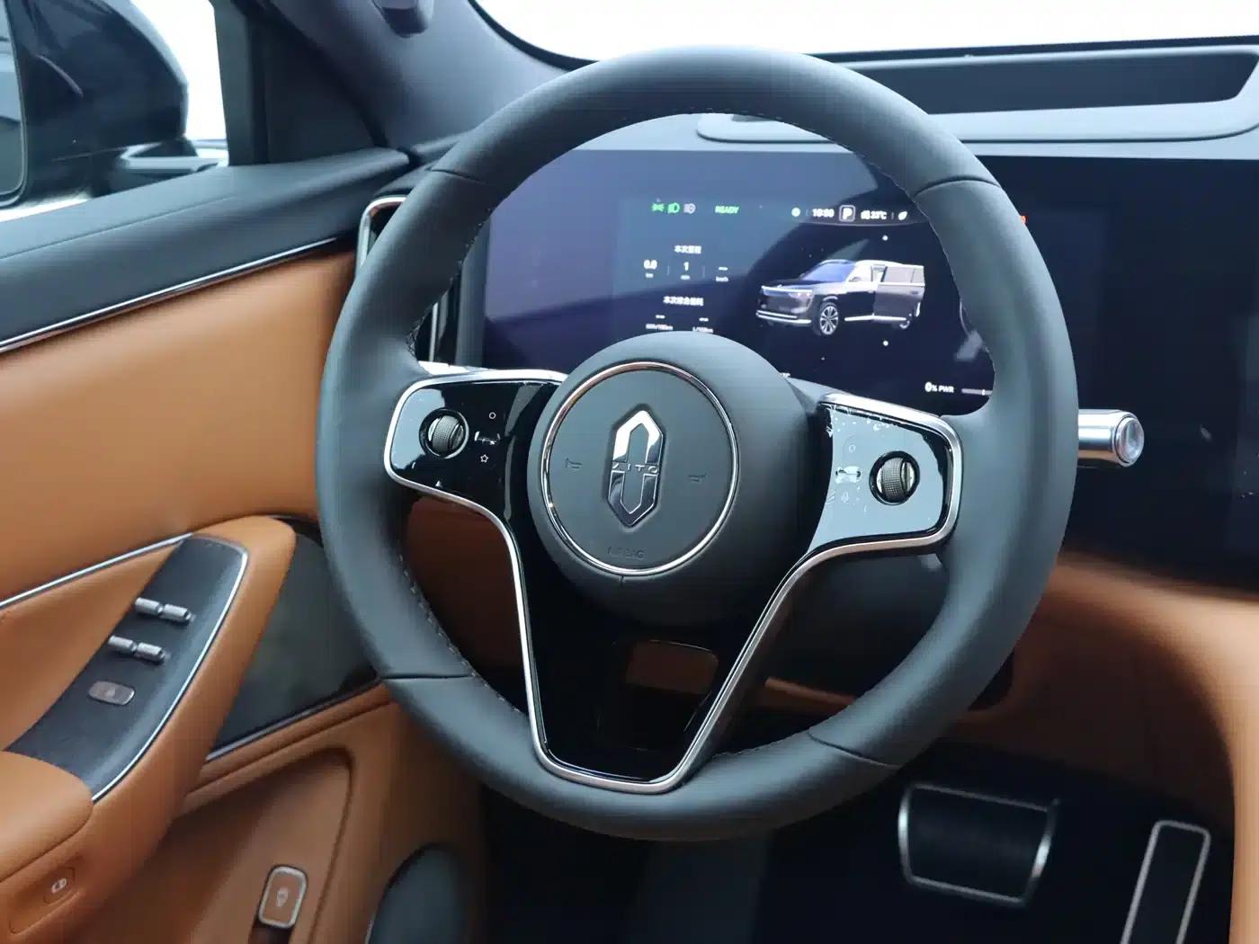 Wenjie M8 2025 Range Extended Max+ Version 53.4kWh 5-Seat Version (192-line LiDAR) — миниатюра 20