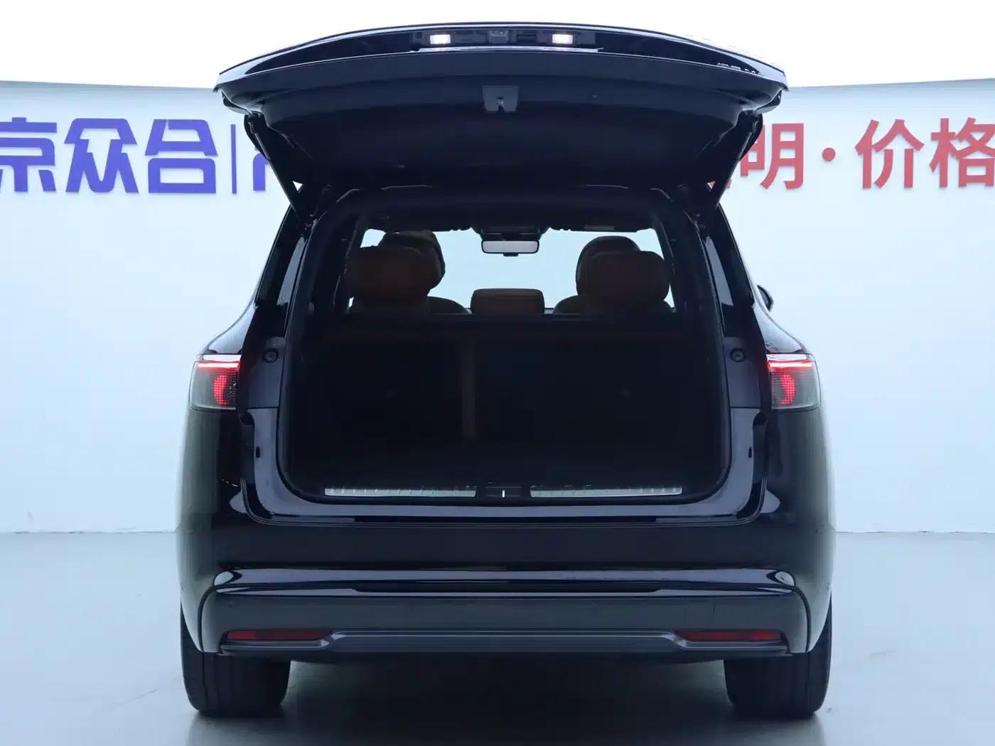 Wenjie M8 2025 Range Extended Max+ Version 53.4kWh 5-Seat Version (192-line LiDAR) — миниатюра 25