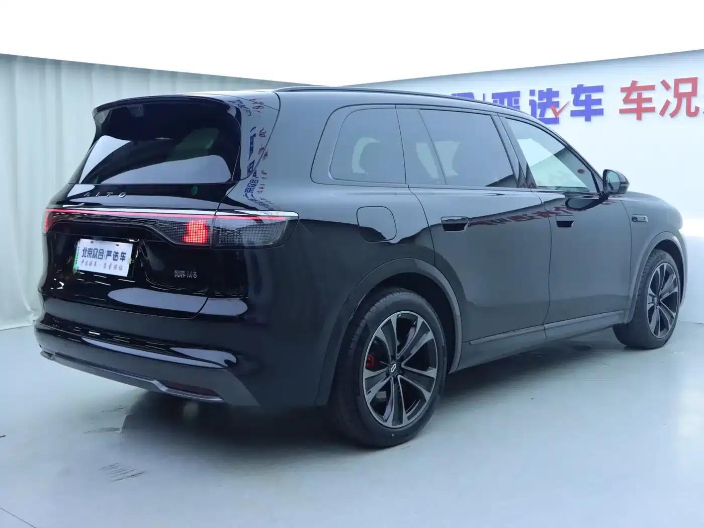 Wenjie M8 2025 Range Extended Max+ Version 53.4kWh 5-Seat Version (192-line LiDAR) — миниатюра 28