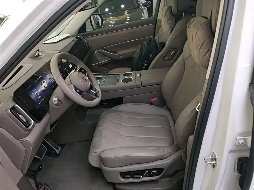 Wenjie M8 2025 Pure Electric Max+ 5-Seat Long Range Version (192-line LiDAR) — миниатюра 15