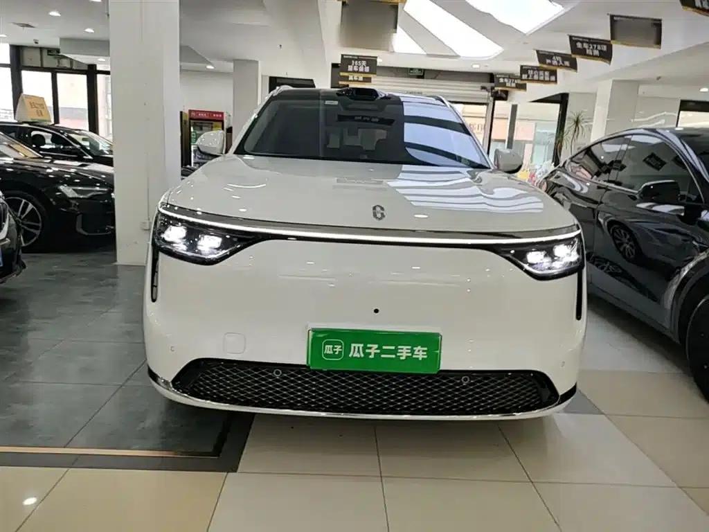 Wenjie M8 2025 Pure Electric Max+ 5-Seat Long Range Version (192-line LiDAR) — миниатюра 3