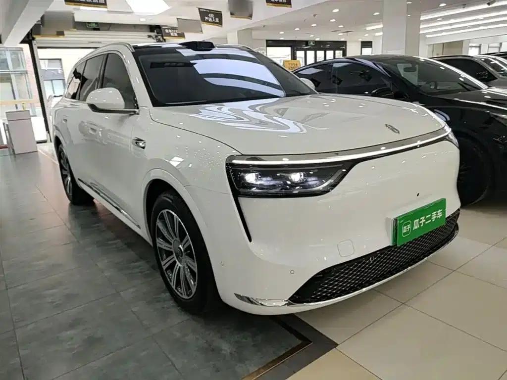 Wenjie M8 2025 Pure Electric Max+ 5-Seat Long Range Version (192-line LiDAR) — миниатюра 4