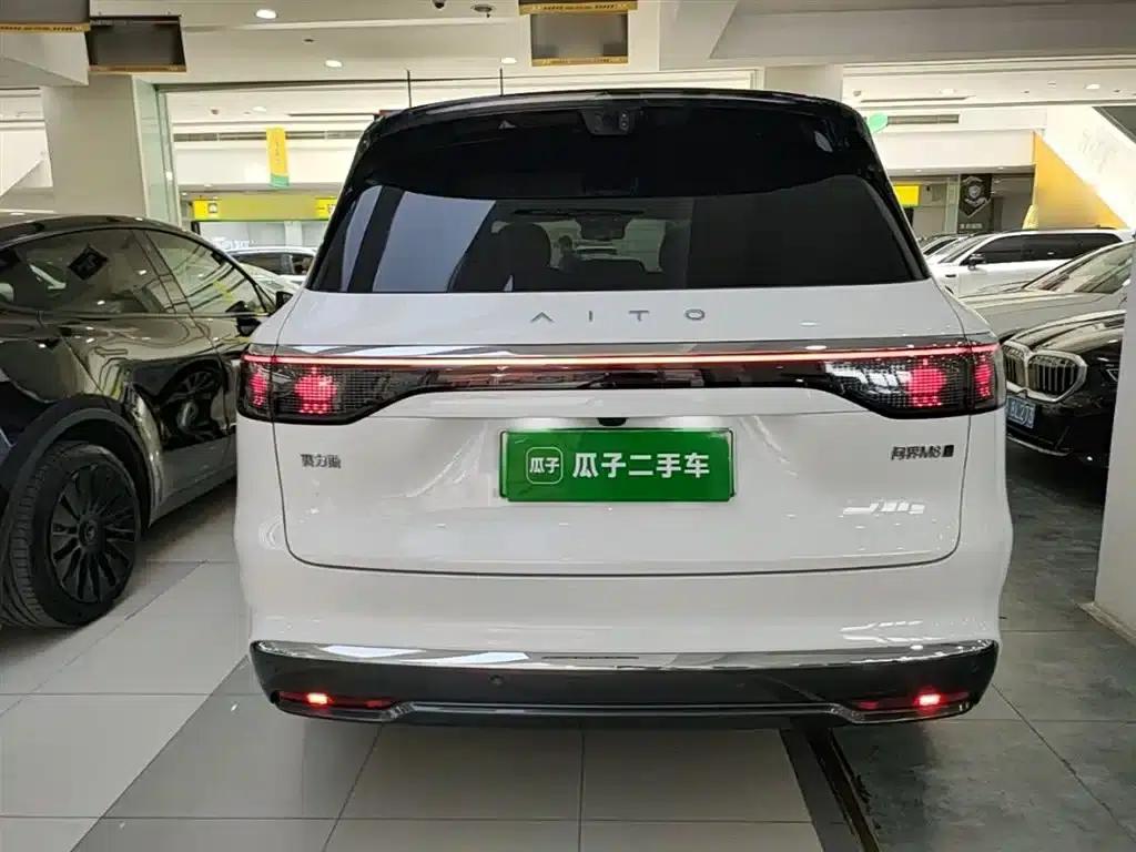 Wenjie M8 2025 Pure Electric Max+ 5-Seat Long Range Version (192-line LiDAR) — миниатюра 6