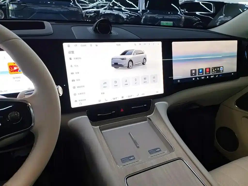 Wenjie M8 2025 Ultra Extended Range Edition (53.4kWh, 5-seater, 192-line LiDAR) — миниатюра 13