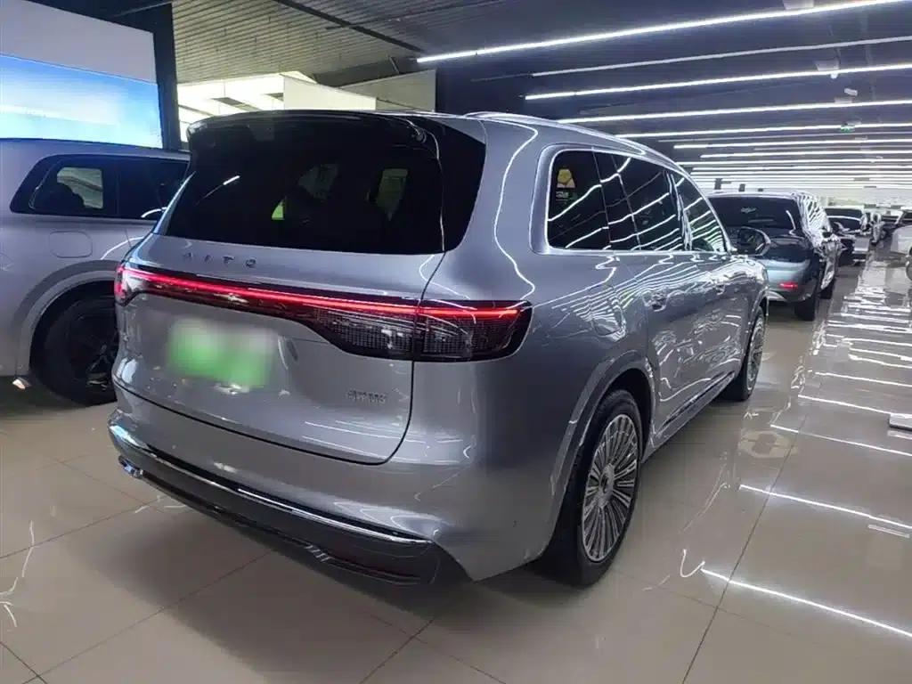 Wenjie M8 2025 Ultra Extended Range Edition (53.4kWh, 5-seater, 192-line LiDAR) — миниатюра 7