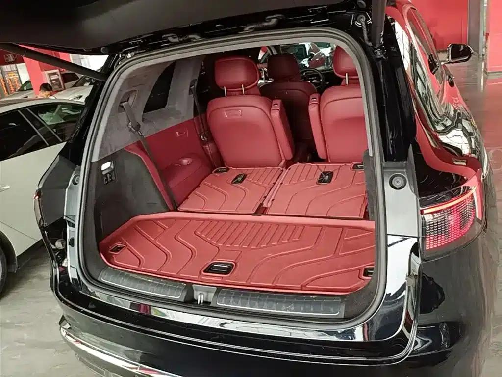 Wenjie M8 2025 Extended Range Max+ Version (53.4kWh, 6-seater, 192-line LiDAR) — миниатюра 19
