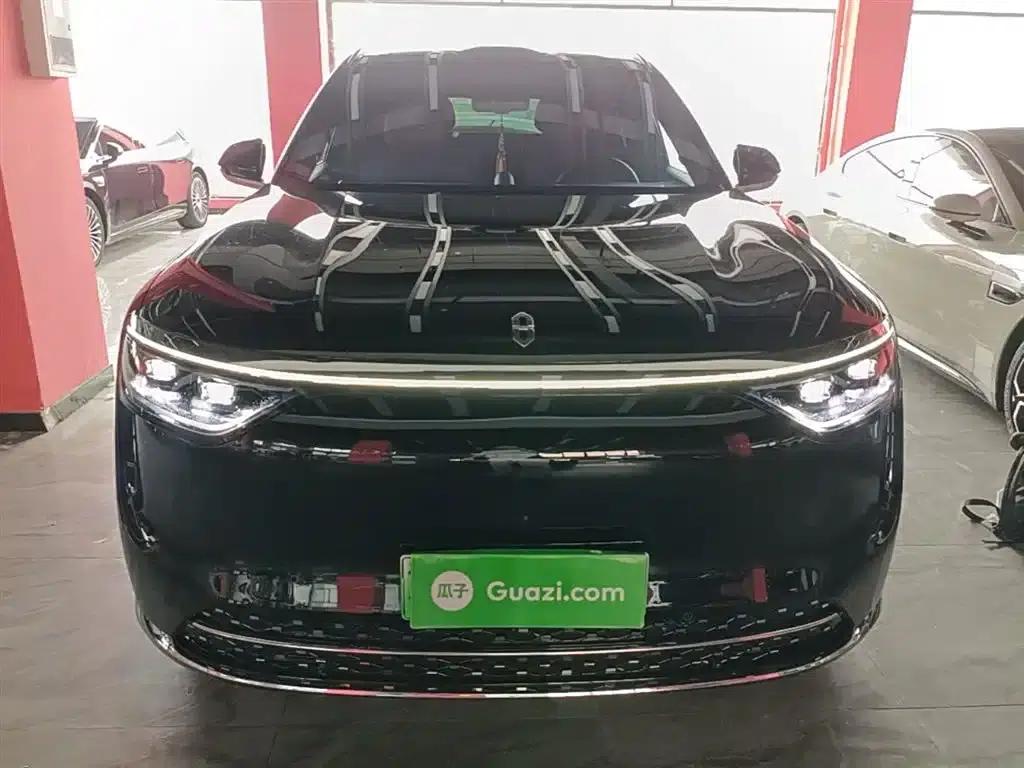 Wenjie M8 2025 Extended Range Max+ Version (53.4kWh, 6-seater, 192-line LiDAR) — миниатюра 3