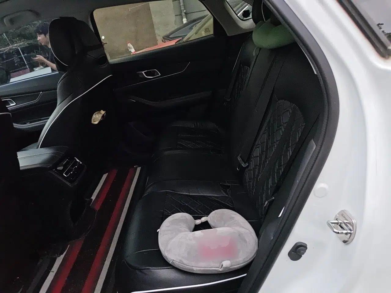 CHANGAN UNI-K 2021 2.0T Prestige Edition — миниатюра 18