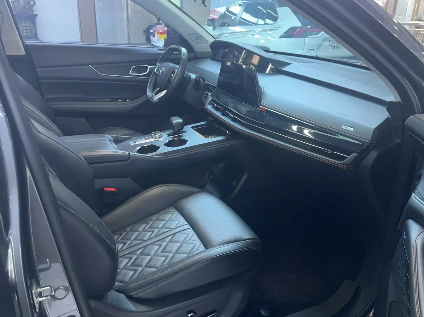 CHANGAN UNI-K 2021 2.0T Excellence Edition — миниатюра 11