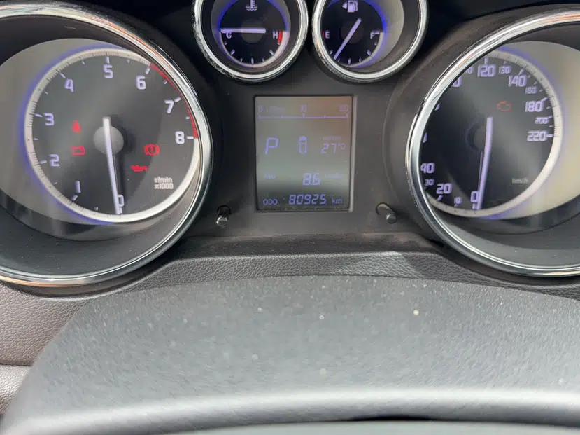 CHANGAN CS35 2016 1.6L Automatic Luxury Model China V Standard — миниатюра 7