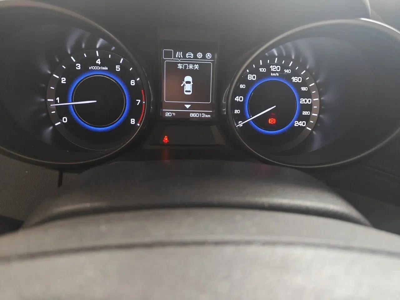 CHANGAN CS35 2017 1.6L Manual Luxury Model — миниатюра 13