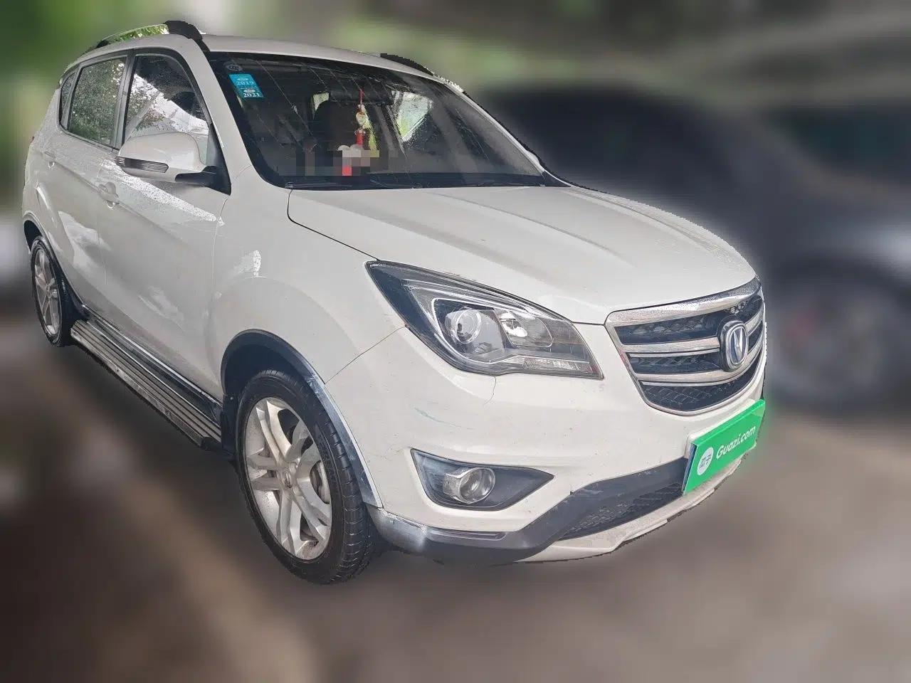 CHANGAN CS35 2017 1.6L Manual Luxury Model — миниатюра 3
