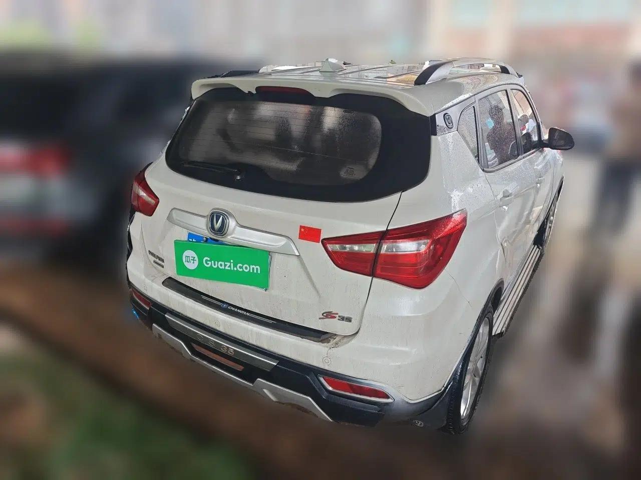 CHANGAN CS35 2017 1.6L Manual Luxury Model — миниатюра 6