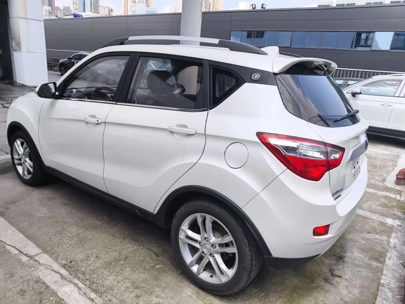 CHANGAN CS35 2015 1.6L Manual Luxury Model China IV Standard — миниатюра 4