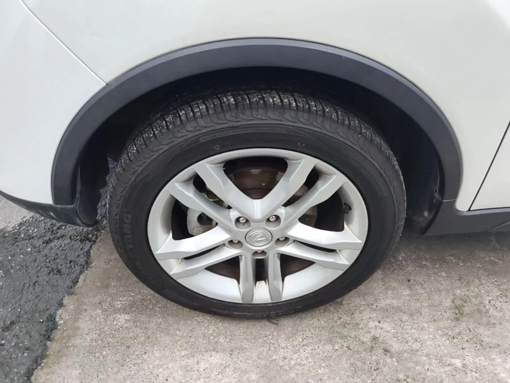 CHANGAN CS35 2015 1.6L Manual Luxury Model China IV Standard — миниатюра 8