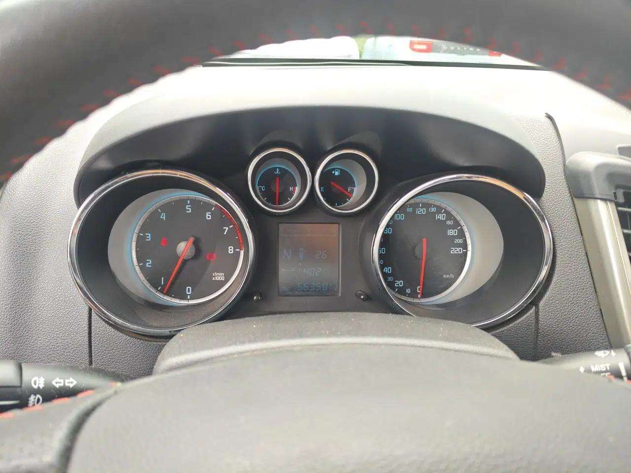 CHANGAN CS35 2012 1.6L Automatic Luxury Version China IV Standard — миниатюра 12
