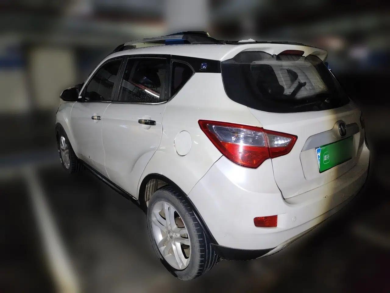 CHANGAN CS35 2015 1.6L Automatic Luxury Model China IV Standard — миниатюра 4