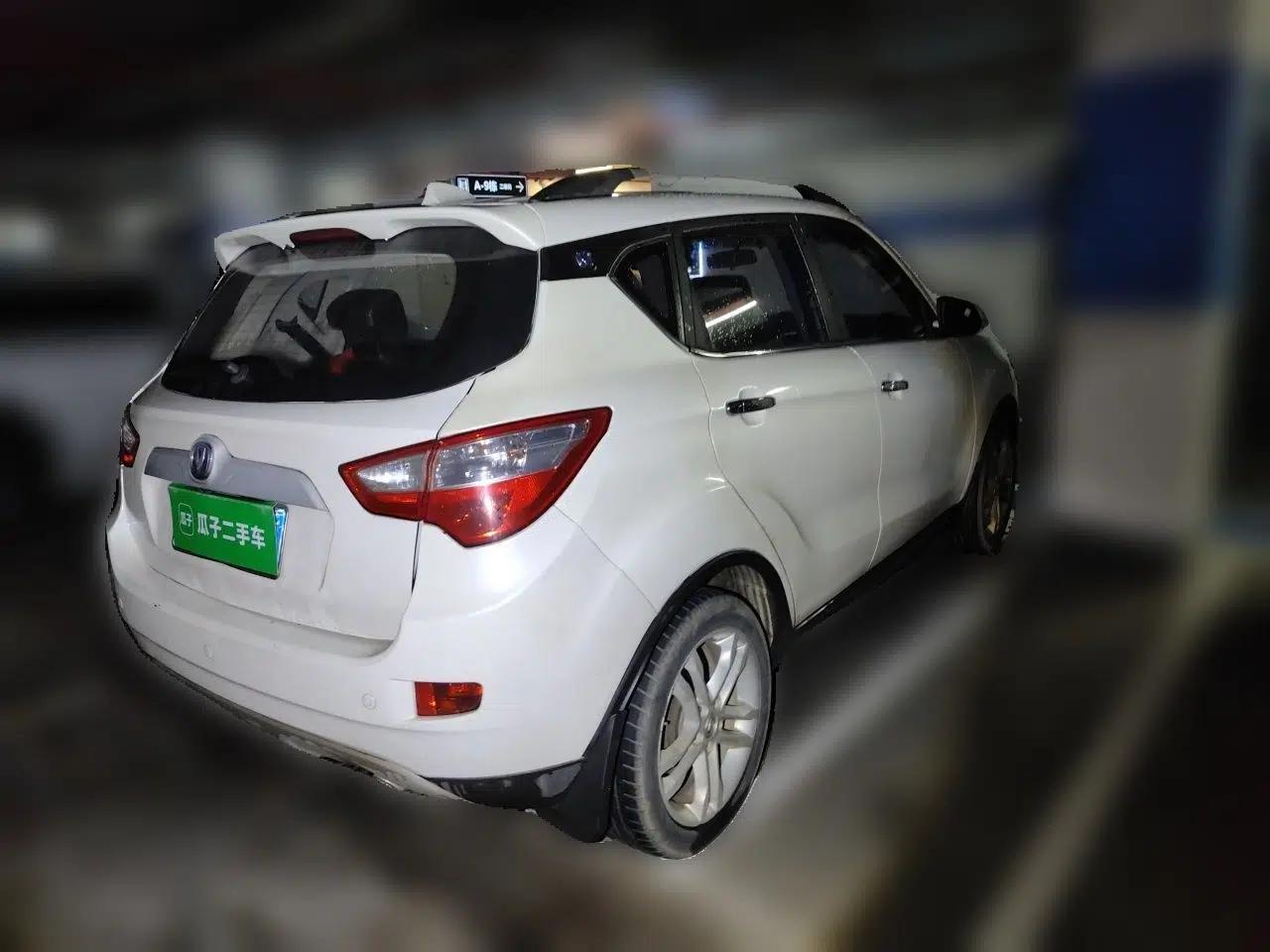 CHANGAN CS35 2015 1.6L Automatic Luxury Model China IV Standard — миниатюра 6