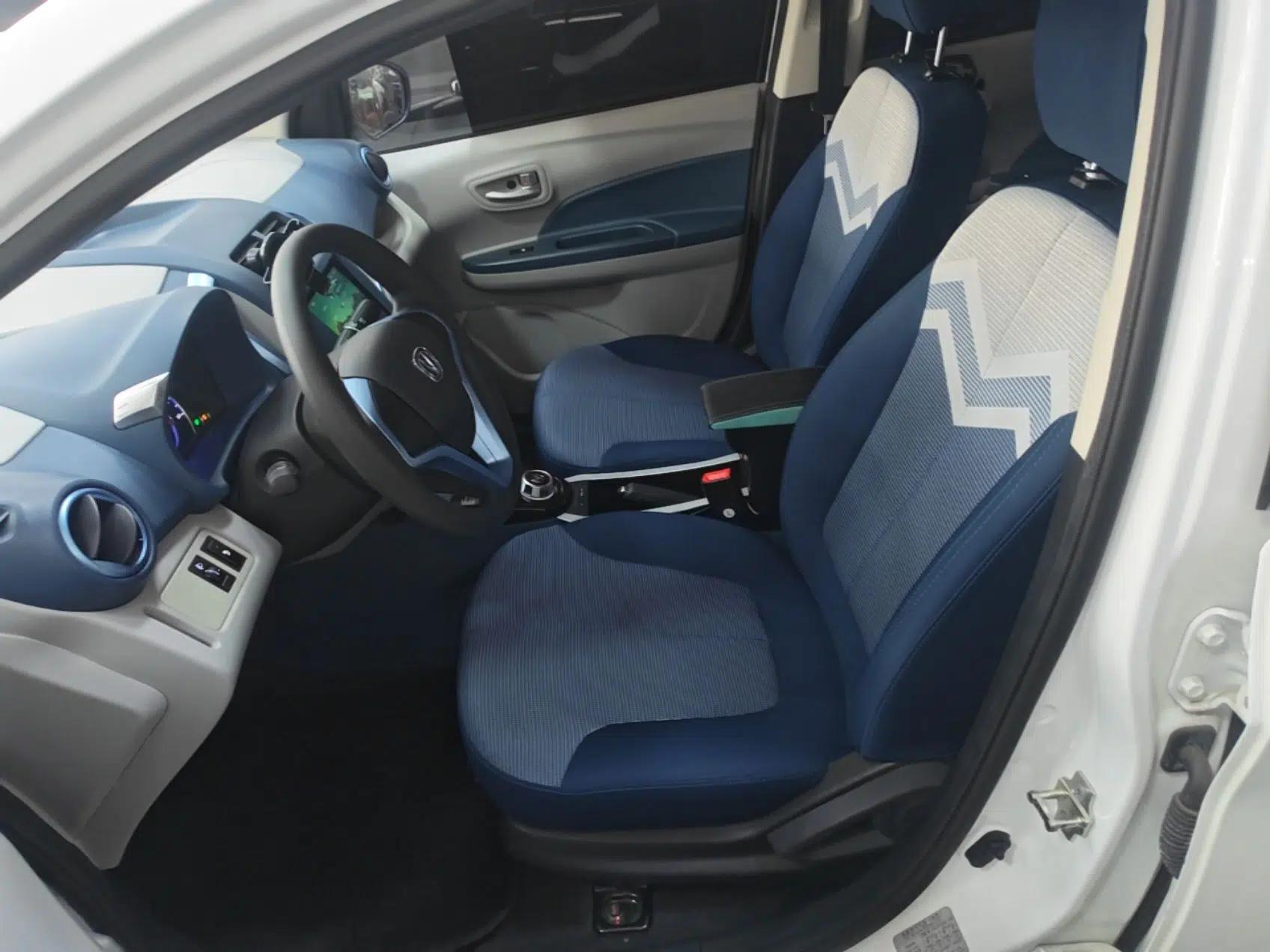 CHANGAN Benni E-Star 2021 National Edition Colorful Version Lithium Iron Phosphate (31.86 kWh) — миниатюра 18