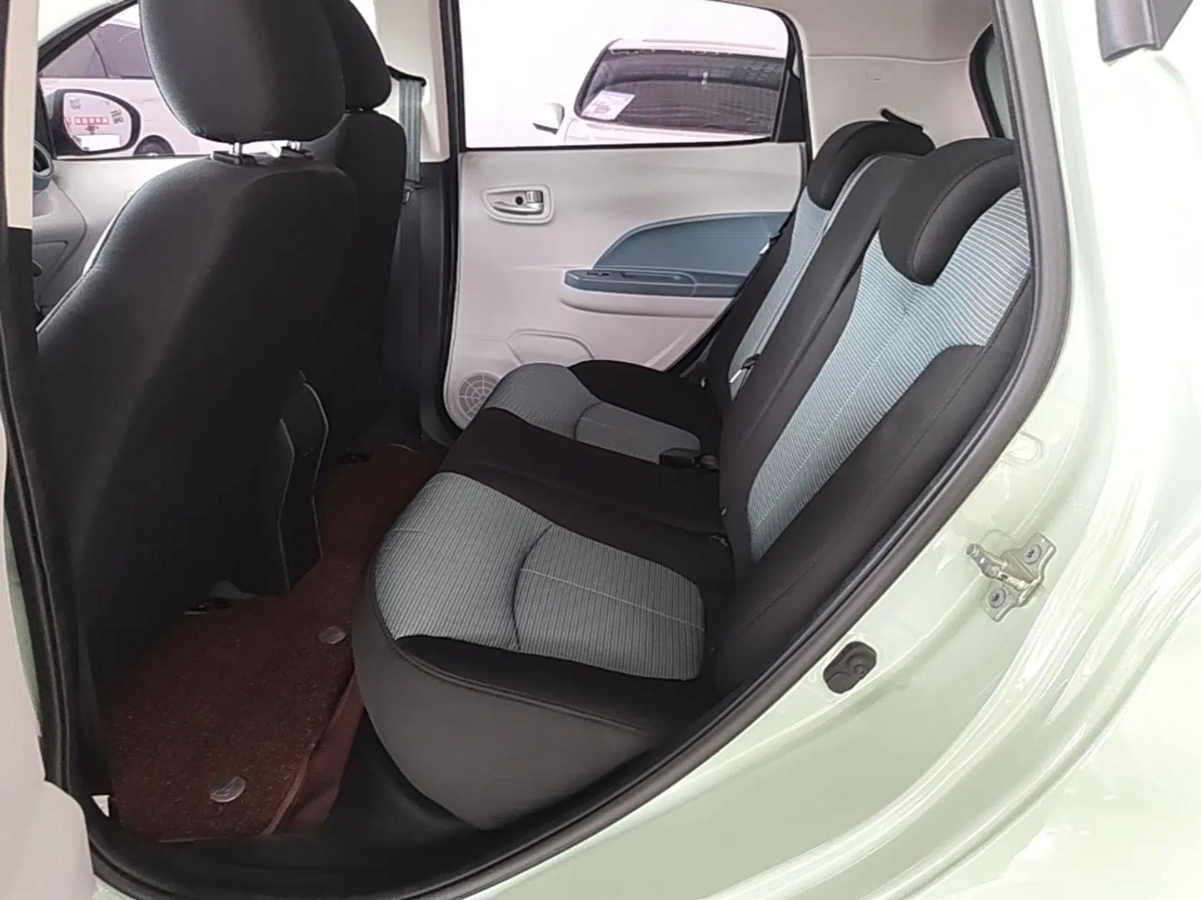CHANGAN Benni E-Star 2021 National Edition Colorful Version Lithium Iron Phosphate (31.86 kWh) — миниатюра 20
