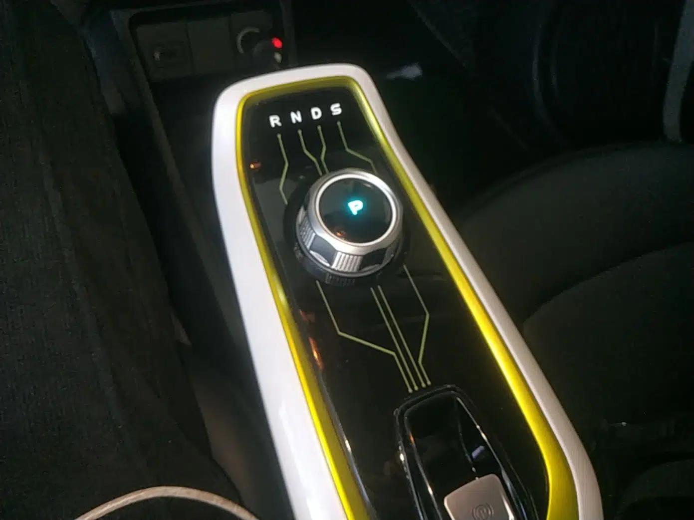 CHANGAN Benni E-Star 2020 Heart Edition Lithium Iron Phosphate (31.18 kWh) — миниатюра 17