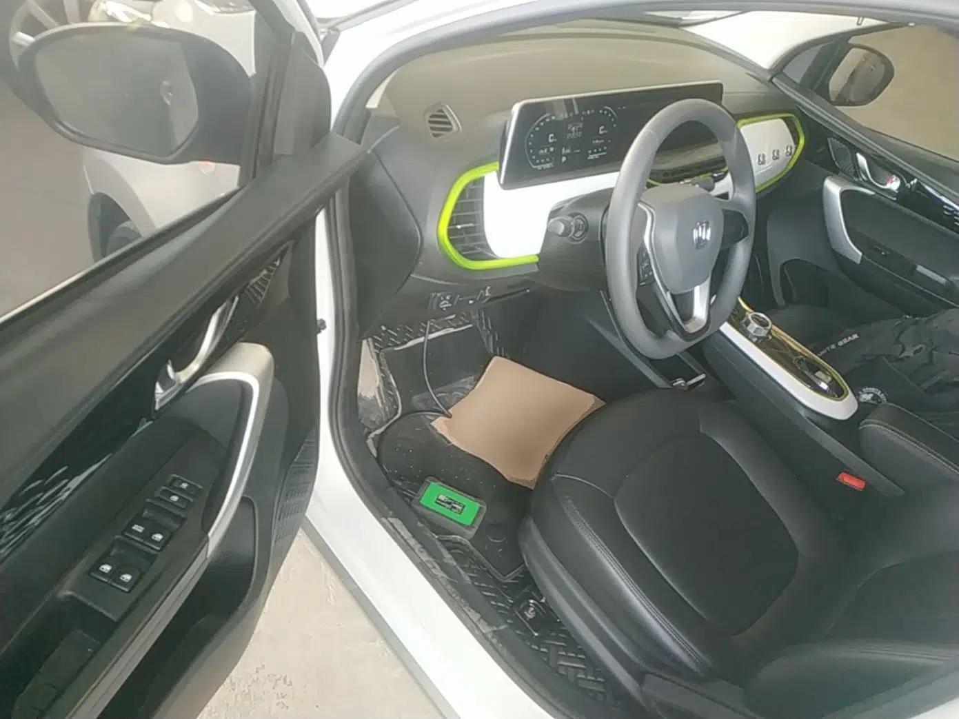 CHANGAN Benni E-Star 2020 Heart Edition Lithium Iron Phosphate (31.18 kWh) — миниатюра 19