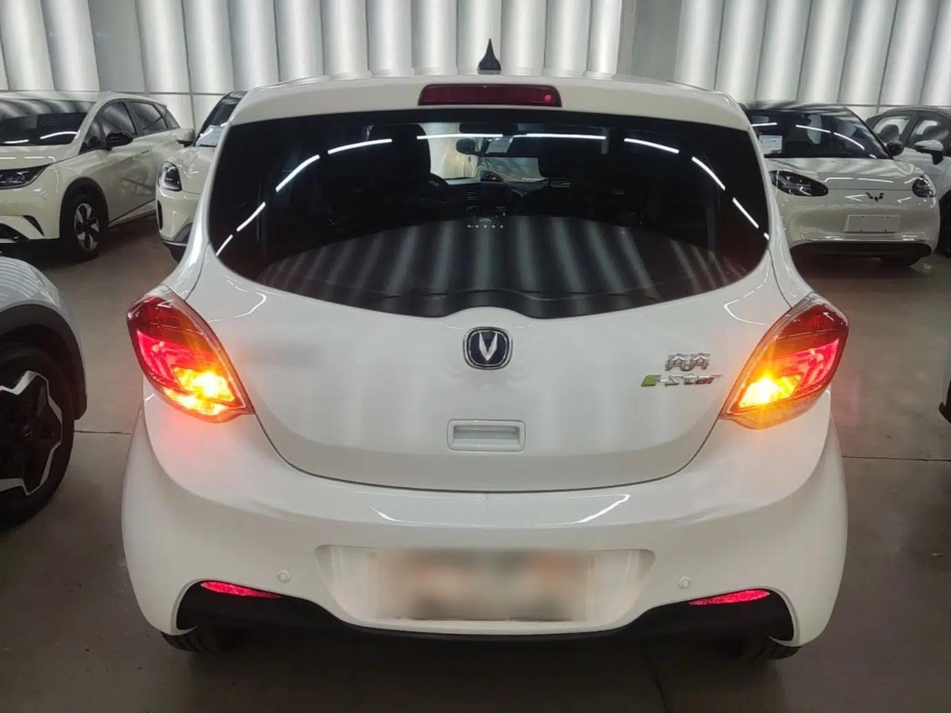 CHANGAN Benni E-Star 2021 National Edition Xin Yue Version (Fast-Charging Edition) Lithium Iron Phosphate (31.95 kWh) — миниатюра 5
