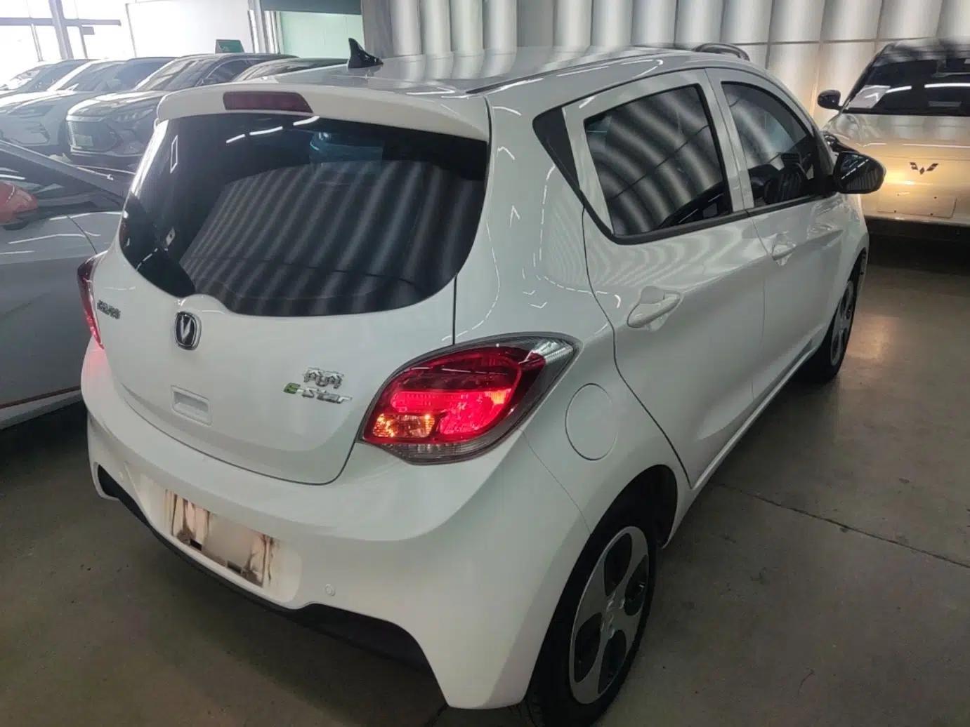 CHANGAN Benni E-Star 2021 National Edition Xin Yue Version (Fast-Charging Edition) Lithium Iron Phosphate (31.95 kWh) — миниатюра 6