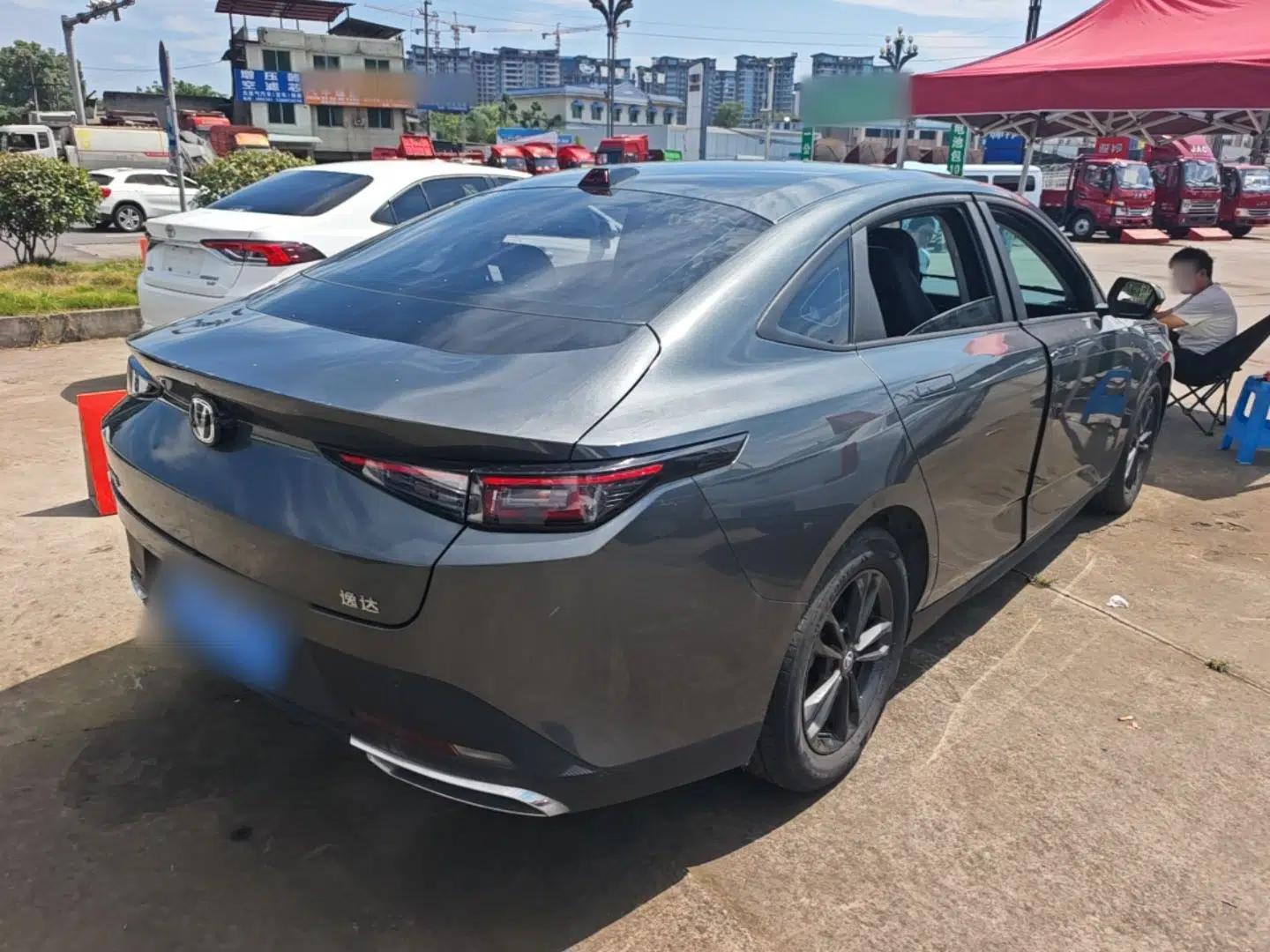 CHANGAN Eado DD 2023 Blue Whale NE 1.5T GDI DCT Luxury Edition — миниатюра 6