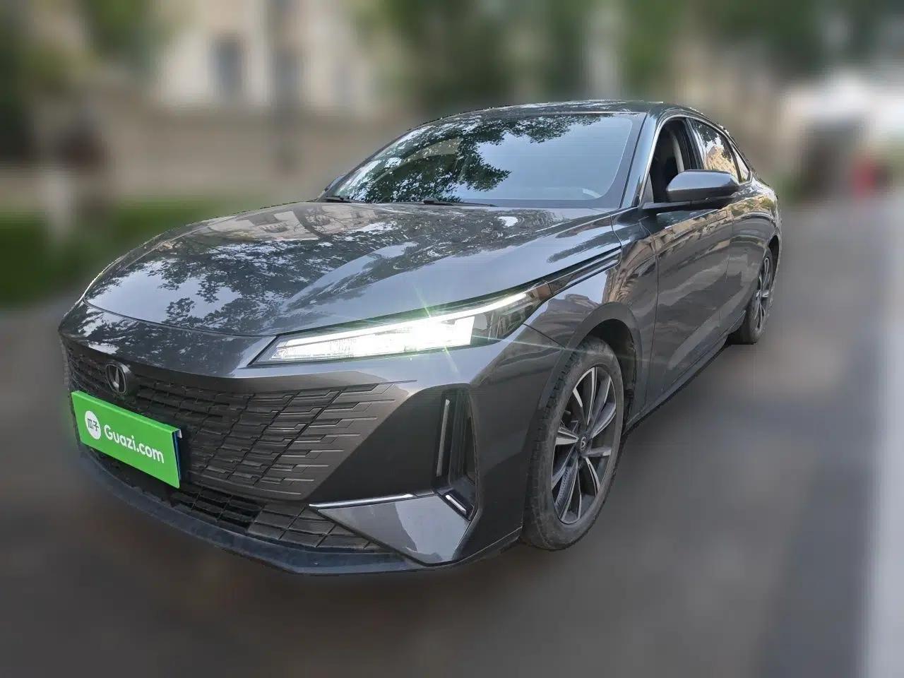 CHANGAN Eado DD 2023 Blue Whale NE 1.5T GDI DCT Navigation Model — миниатюра 1