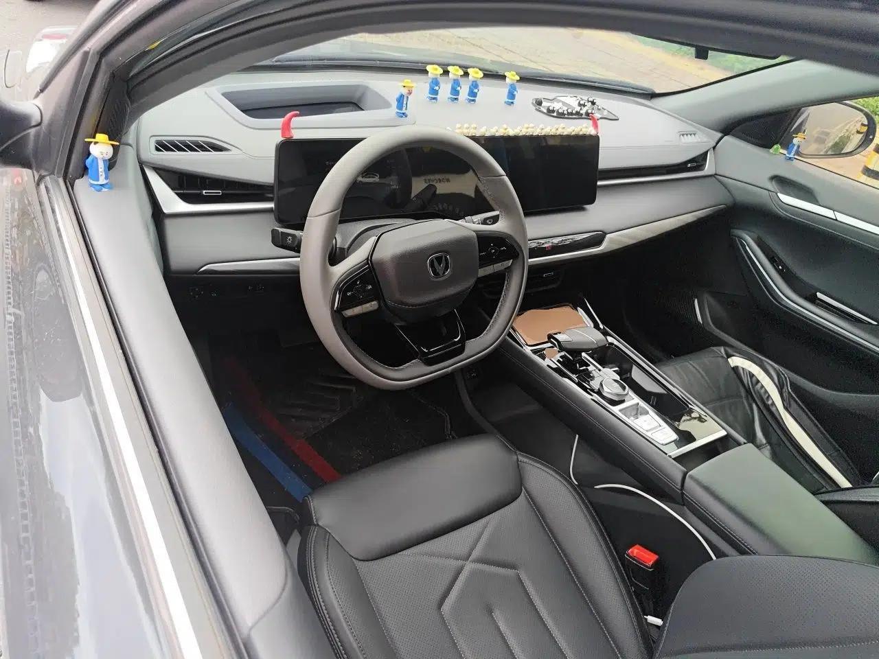 CHANGAN Ruicheng PLUS 2023 1.5T DCT Navigation Edition — миниатюра 11