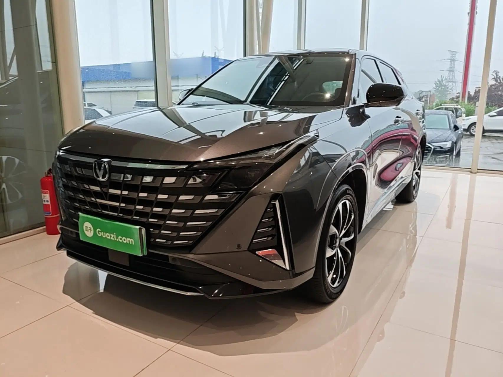 CHANGAN UNI-Z New Energy 2024 Blue Whale Smart Electric iDD 125km Beyond Edition — миниатюра 1