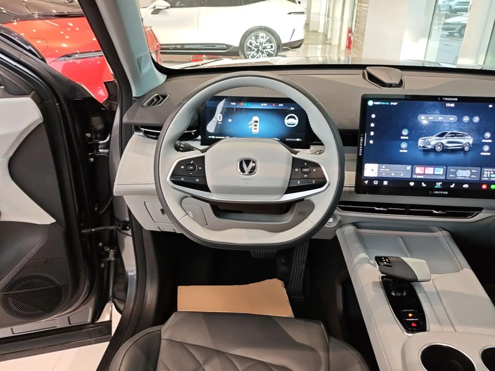 CHANGAN UNI-Z New Energy 2024 Blue Whale Smart Electric iDD 125km Beyond Edition — миниатюра 14
