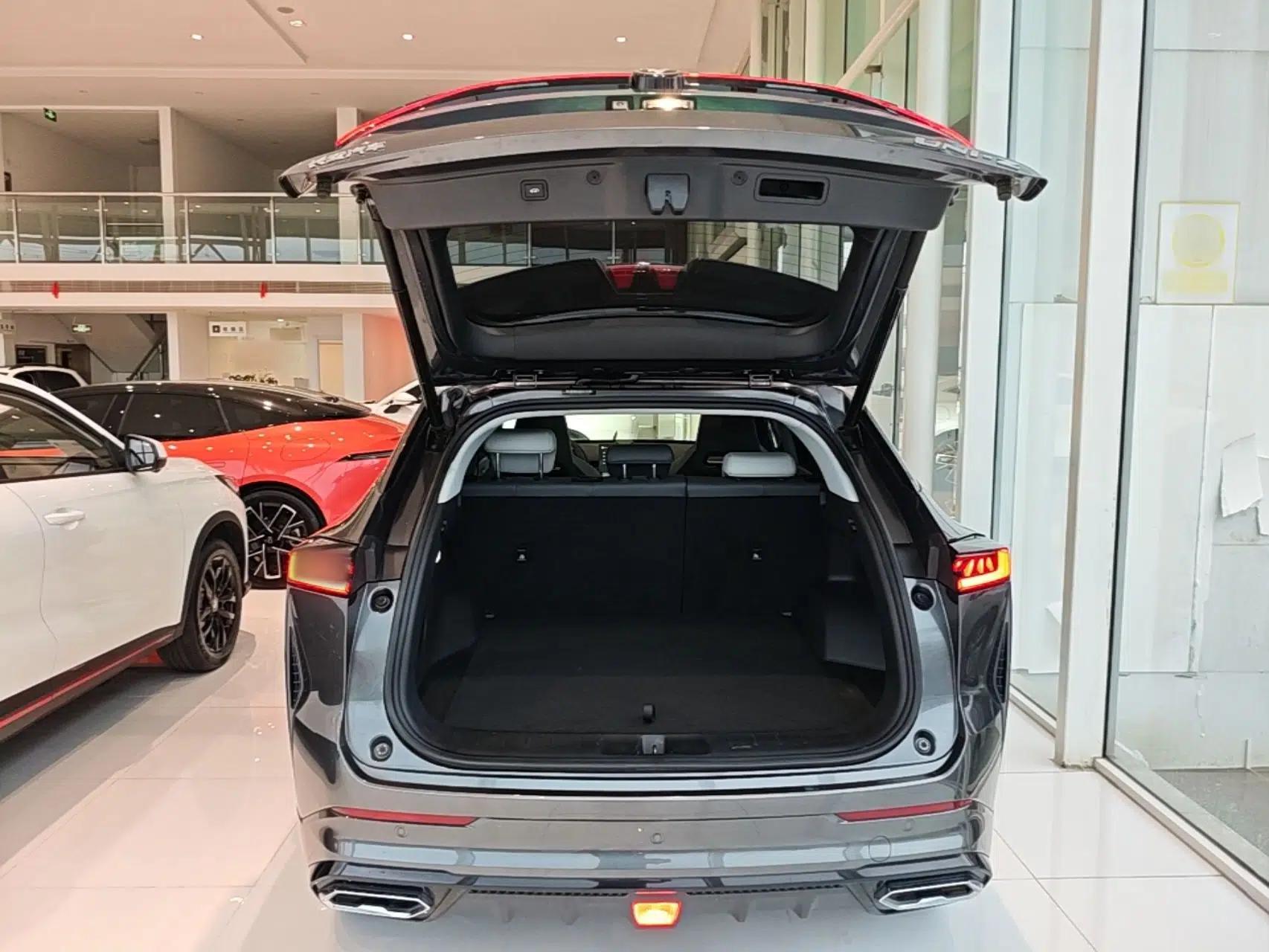 CHANGAN UNI-Z New Energy 2024 Blue Whale Smart Electric iDD 125km Beyond Edition — миниатюра 22