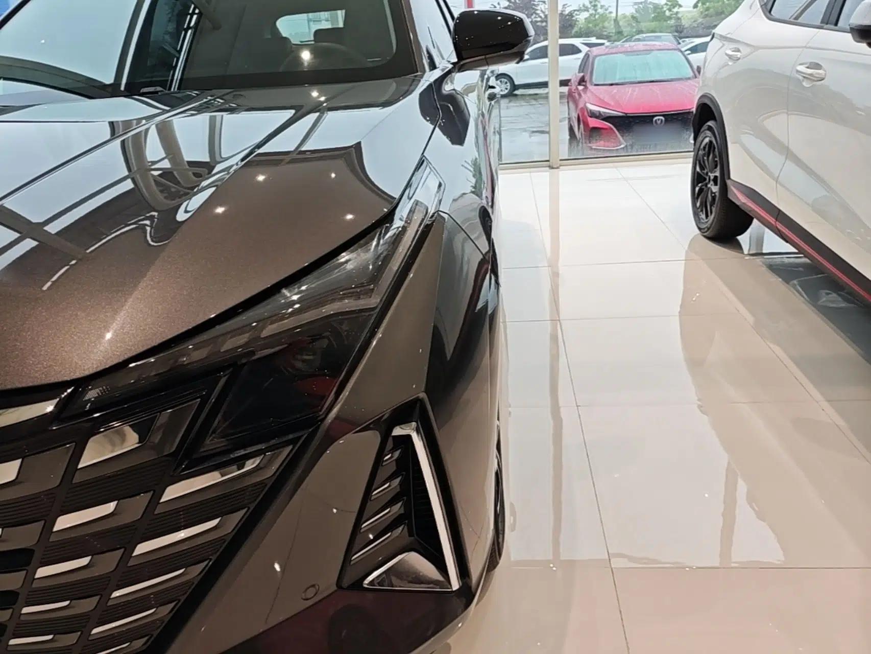 CHANGAN UNI-Z New Energy 2024 Blue Whale Smart Electric iDD 125km Beyond Edition — миниатюра 9