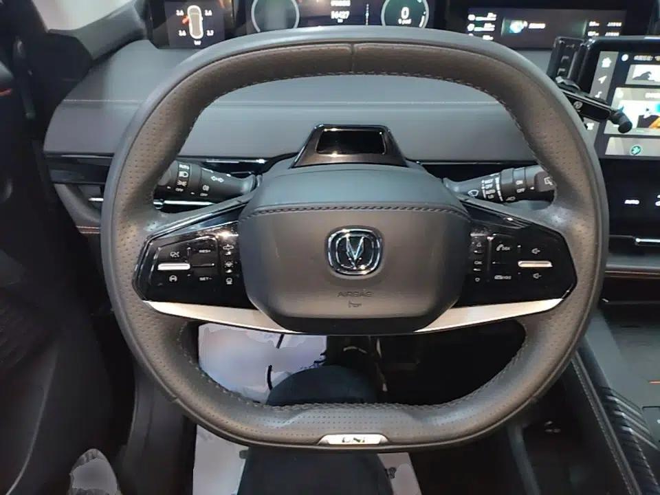 CHANGAN UNI-K iDD 2022 Blue Whale iDD 130km 1.5T Prestige Model — миниатюра 14