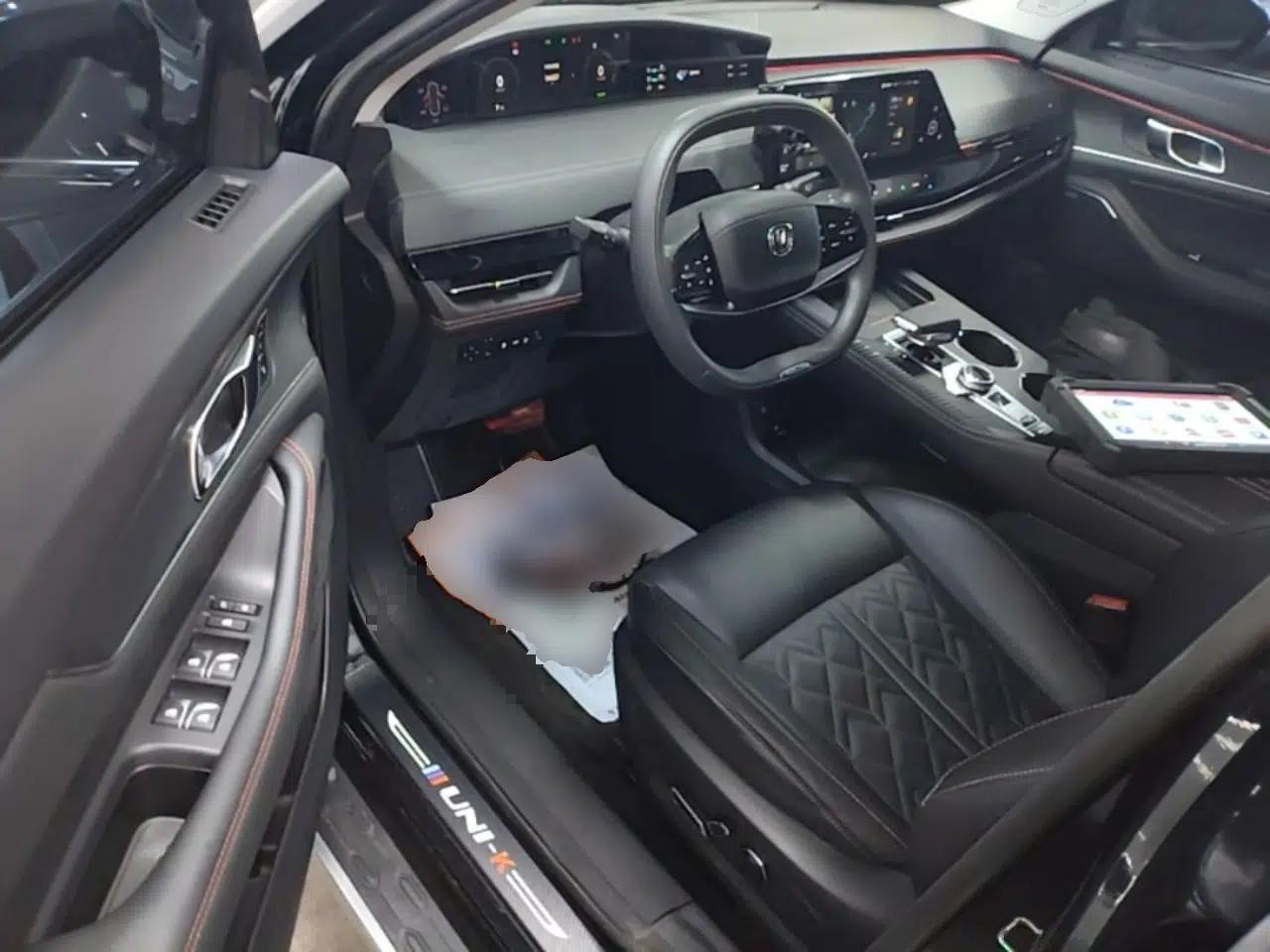 CHANGAN UNI-K iDD 2022 Blue Whale iDD 130km 1.5T Prestige Model — миниатюра 19